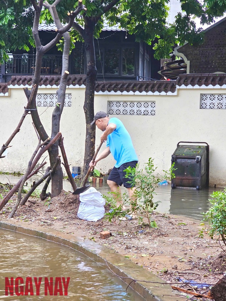 Hà Nội: Nước sông Hồng dâng cao gây ngập sâu tại quận Long Biên ảnh 12
