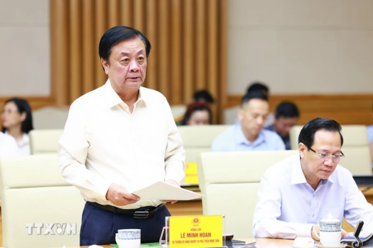 Khẩn trương khắc phục hậu quả bão lũ, giữ mục tiêu tăng trưởng kinh tế 7% ảnh 1