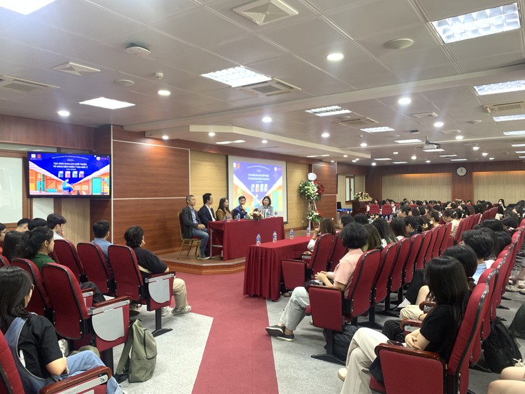 Xuất bản bộ sách mang đậm chất “Văn hóa Ý” ảnh 1