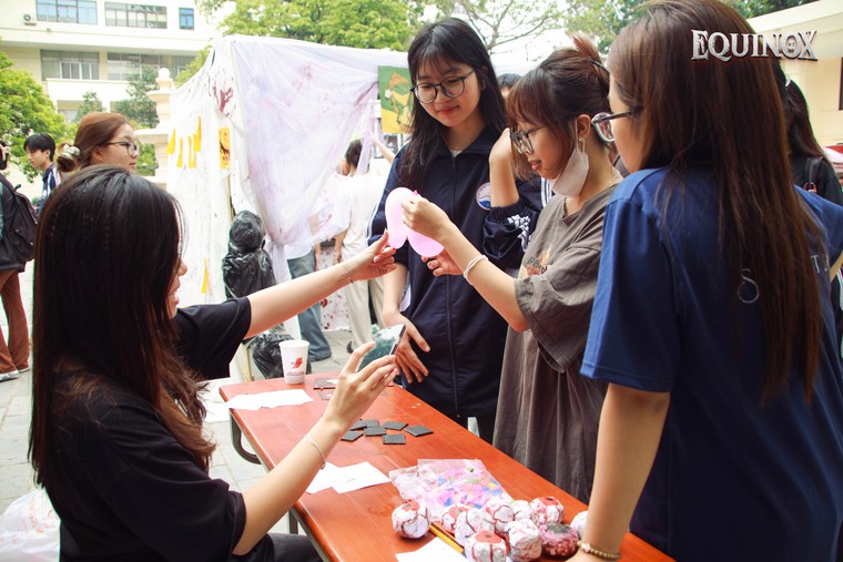 Trải nghiệm sự kiện đồng hành "Memento Mori" cùng sinh viên trường Báo ảnh 3