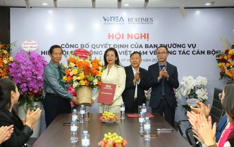 Nhà báo Trần Minh Huệ giữ chức Phó Tổng Biên tập Tạp chí điện tử Bất động sản Việt Nam (Reatimes) ảnh 2