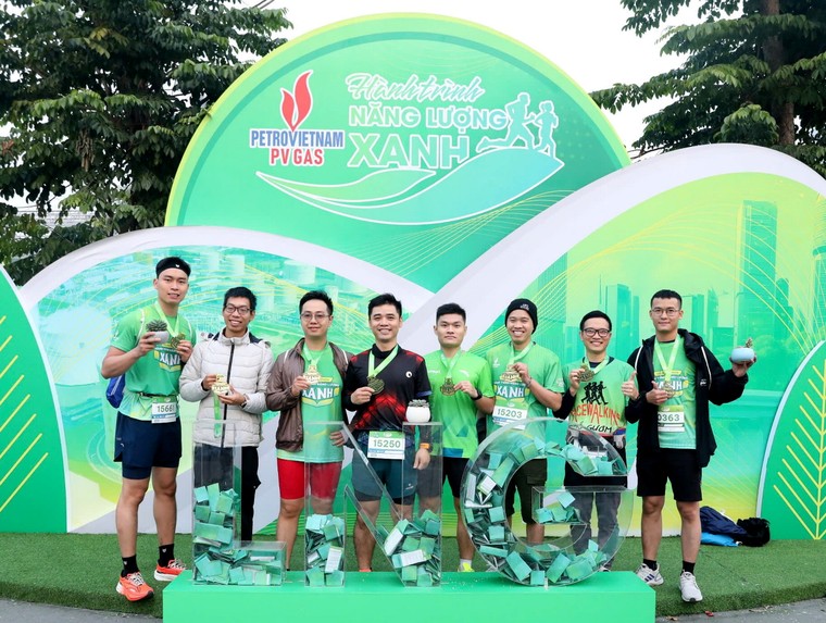 Dấu ấn rực rỡ của Giải chạy “PV GAS - Hành trình năng lượng xanh” tại Hà Nội ảnh 3