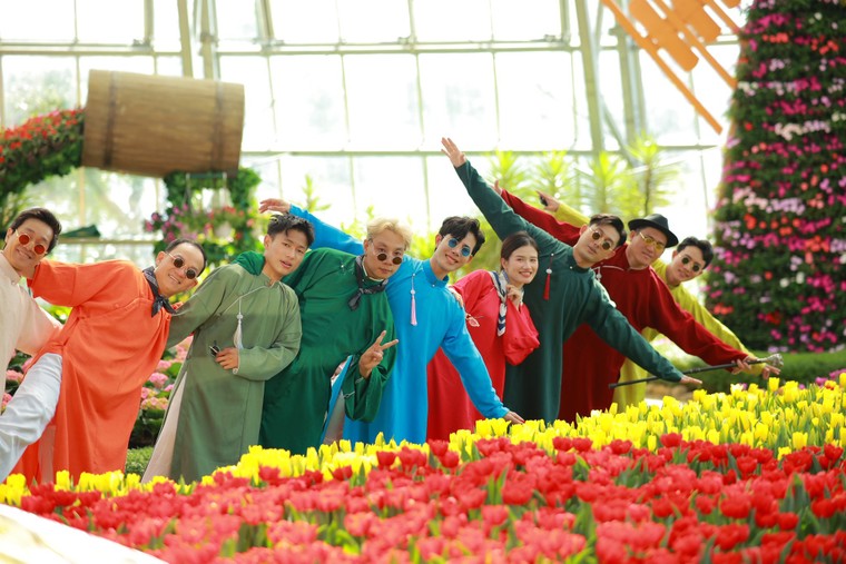 Ra quân năm mới, “vũ trụ Vin” đại thắng đón hơn 11 triệu lượt khách trong 6 ngày ảnh 6