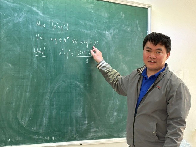 Thầy cô, học sinh tăng tốc ôn thi vào lớp 10 ảnh 1