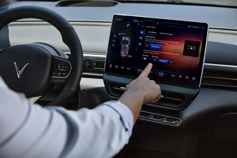 Đi sướng như xe sang, nuôi rẻ như xe máy: Lý do VF 6 chiếm trọn cảm tình gia đình trẻ ảnh 1