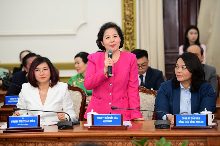 Đổi mới, tự chủ và quyết liệt – Điểm chung trong gần 50 năm phát triển của TP.HCM và Vinamilk ảnh 1