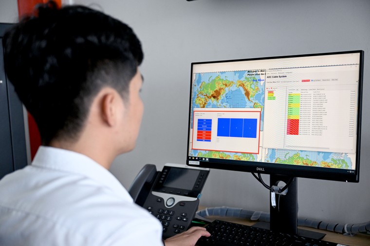 Tuyến cáp có dung lượng lớn nhất Việt Nam đi vào hoạt động ảnh 1