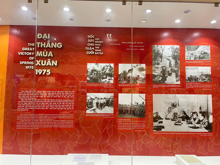 Khai mạc trưng bày chuyên đề “Đất nước trọn niềm vui” ảnh 4