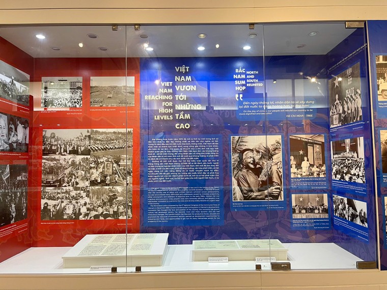 Khai mạc trưng bày chuyên đề “Đất nước trọn niềm vui” ảnh 3