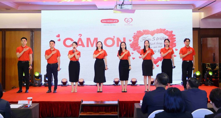 Dai-ichi Life Việt Nam tự hào vượt cột mốc phục vụ 5 triệu khách hàng ảnh 3