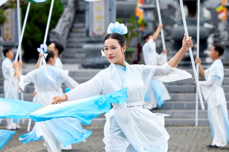 Sun World Fansipan Legend ra mắt show diễn thể nghiệm độc đáo trên đỉnh Fansipan, Sa Pa ảnh 5