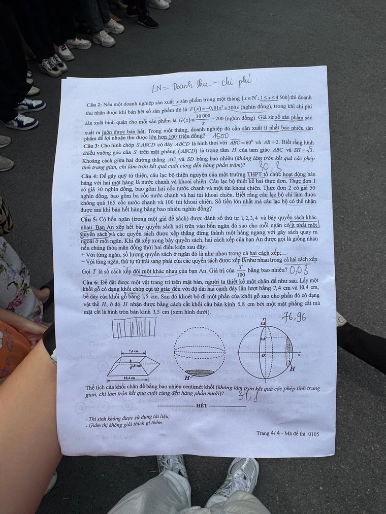 Đề thi môn Toán Kỳ thi Tốt nghiệp THPT năm 2025 ảnh 16