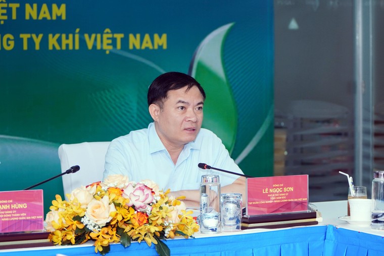 Thường trực Đảng ủy Petrovietnam làm việc với PV GAS: Quyết tâm hoàn thành kế hoạch quản trị 2025, hướng tới mục tiêu 2030 ảnh 2