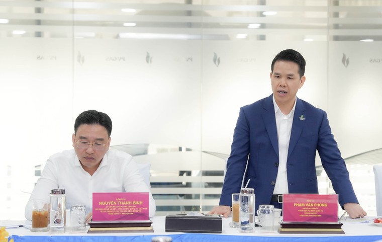 Thường trực Đảng ủy Petrovietnam làm việc với PV GAS: Quyết tâm hoàn thành kế hoạch quản trị 2025, hướng tới mục tiêu 2030 ảnh 3