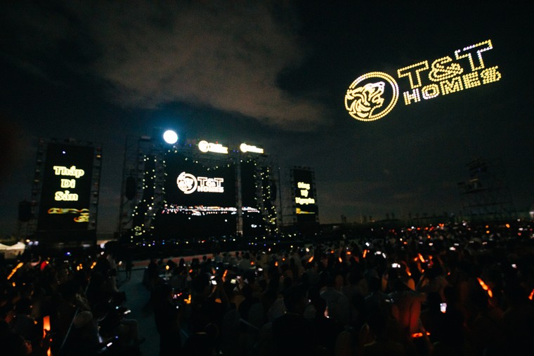 Chiêm ngưỡng 1.000 drone tỏa sáng trên bầu trời đêm Thành phố Thiên niên kỷ T&T City Millennia ảnh 5