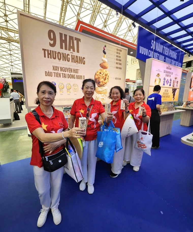 Không gian trưng bày và trải nghiệm của Vinamilk hút khách tại Triển lãm thành tựu đất nước 80 năm ảnh 9