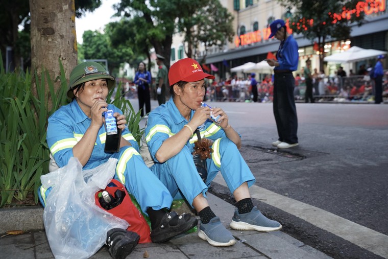 Gần 1 triệu sản phẩm Vinamilk tiếp sức cho đại lễ kỷ niệm 80 năm Quốc khánh 2/9 ảnh 8