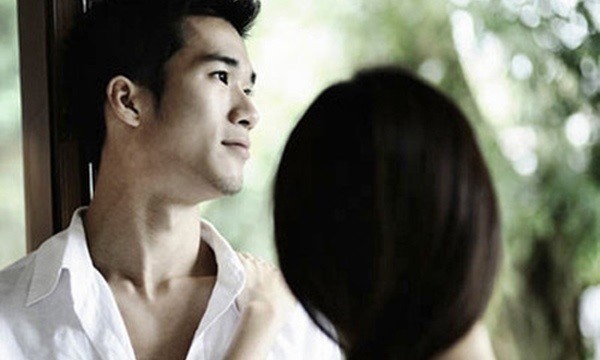 Gã đàn ông tồi tệ và ham muốn dục vọng tội lỗi ảnh 1