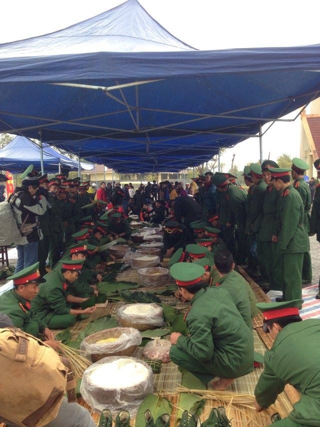 2.000 bánh chưng xanh cùng người nghèo ăn Tết ảnh 3