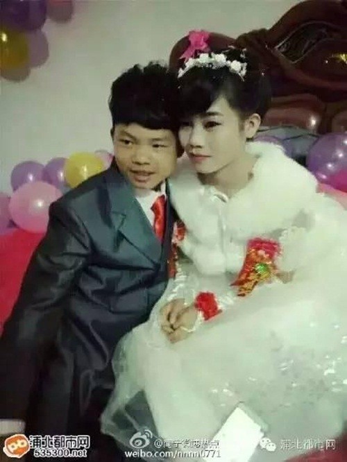 Cặp đôi lệch chú rể 13 tuổi lấy vợ 16 tuổi gây sốt cộng đồng mạng ảnh 2