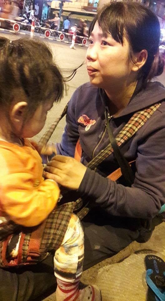 Nhói lòng người phụ nữ bại liệt bị chồng ruồng bỏ vì sinh bé gái ảnh 3