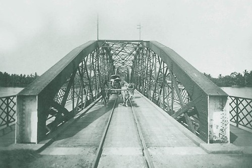 Dấu ấn cầu Ghềnh hơn 100 tuổi ảnh 1