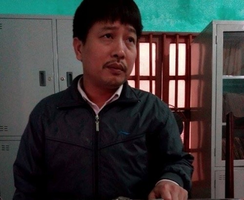 Căm phẫn kẻ bạo hành mẹ, đánh đập vợ con như thời trung cổ ảnh 3