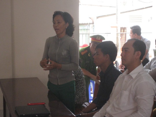 Gay cấn tờ vé số độc đắc ảnh 1