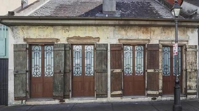 Bất ngờ bên trong ngôi nhà ‘ổ chuột’ 1,6 triệu USD ảnh 1