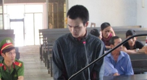 Nạn nhân xin giảm án cho kẻ hiếp dâm mình vì có tình cảm ảnh 1