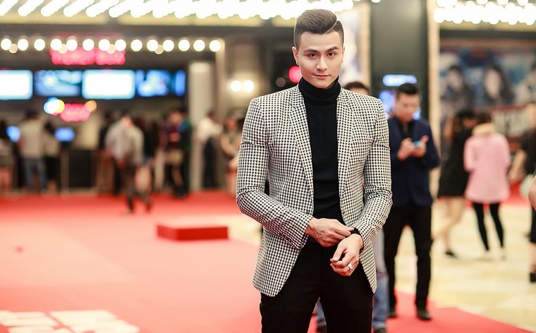 Đứng ngồi không yên vì Vĩnh Thụy là host đầu tiên của The Face ảnh 1