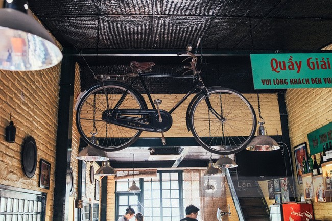 Những quán ăn theo phong cách bao cấp giữa lòng Hà Nội ảnh 12