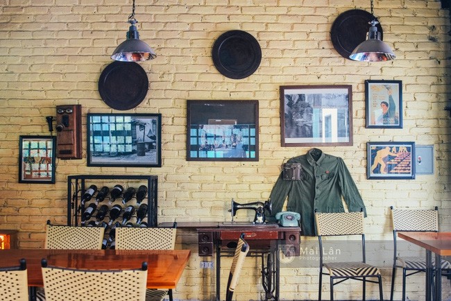 Những quán ăn theo phong cách bao cấp giữa lòng Hà Nội ảnh 16