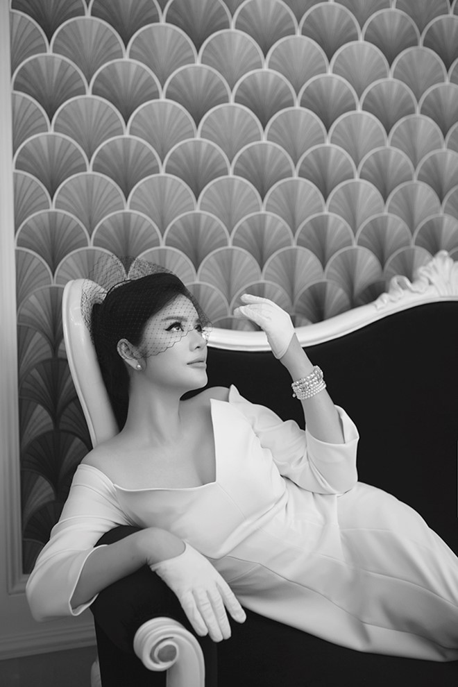 Lý Nhã Kỳ kiêu sa, lộng lẫy phong cách hoàng gia ảnh 5