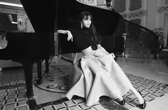 Lý Nhã Kỳ kiêu sa, lộng lẫy phong cách hoàng gia ảnh 4