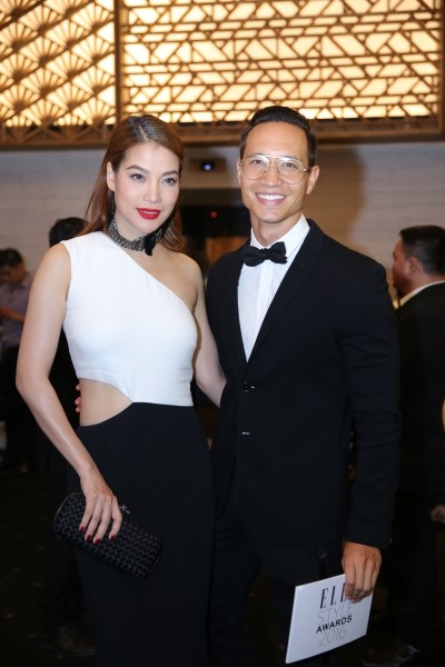 Ngọc Trinh khoe eo, Hari Won 'rủ' Hà Hồ khoe ngực trên thảm đỏ ảnh 6