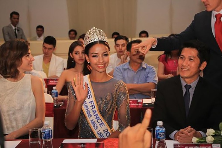 Hoa hậu Pháp: “Vinh dự tham gia họp báo Hoa hậu Việt Nam 2016” ảnh 2