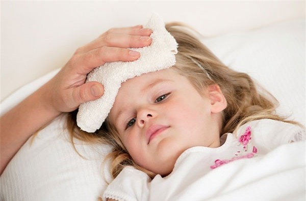 Dấu hiệu cảnh báo ung thư ở trẻ cha mẹ nên biết ảnh 2