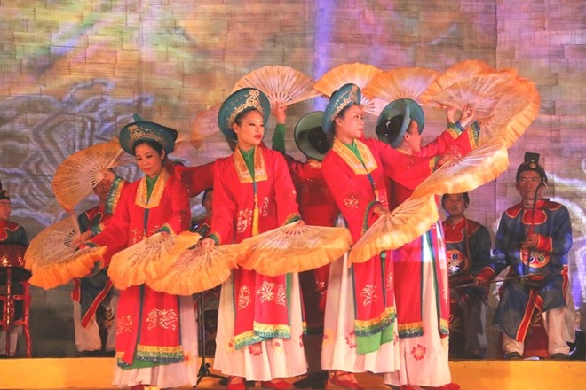 Đám cưới công chúa triều Nguyễn làm nóng 'đêm Hoàng Cung' ảnh 9