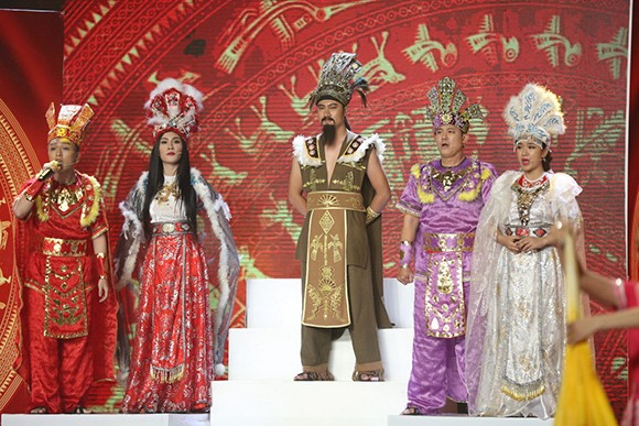 Xem hình ảnh này, sẽ bất ngờ và thêm yêu mến Hoài Linh hơn ảnh 14