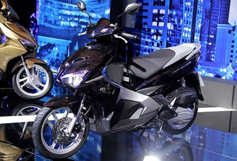 Xe máy tăng giá 50%: Đắt hơn Thái Lan cả ngàn USD ảnh 1