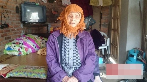 Xót xa phận người chết không được lo ma vì nợ thôn 1,8 triệu đồng ảnh 3