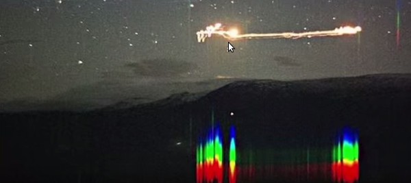 Những bức ảnh kì quái trong lịch sử khiến các nhà khoa học đau đầu ảnh 2