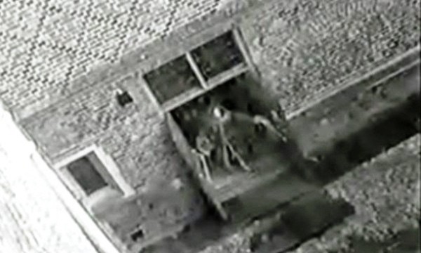 Những bức ảnh kì quái trong lịch sử khiến các nhà khoa học đau đầu ảnh 10