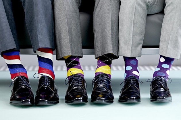 Nghiên cứu đôi tất có khả năng tạo năng lượng điện từ nước tiểu ảnh 1