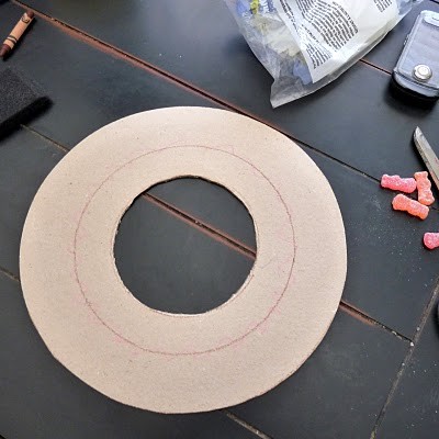 Cách làm vòng thiệp giáng sinh đầy màu sắc và ý nghĩa ảnh 2