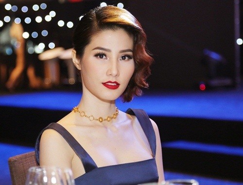 Diễm My hóa quý cô cổ điển, quyến rũ tại sự kiện ảnh 2