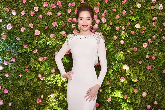 Đặng Thu Thảo và Kỳ Duyên đọ sắc tại sự kiện ảnh 2