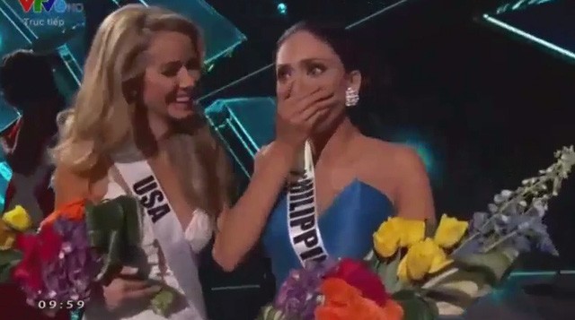 Người đẹp Philippines ngơ ngác đăng quang Hoa hậu Hoàn vũ 2015 ảnh 2