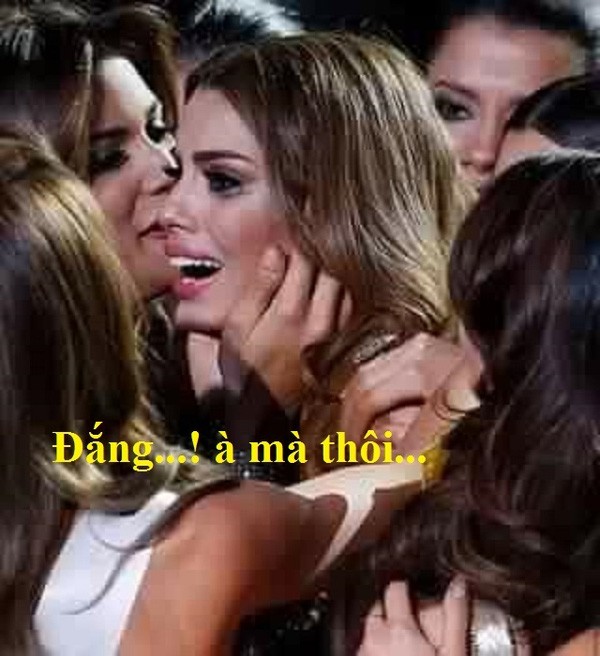 Cười bò loạt ảnh chế sự cố trao nhầm vương miện Hoa hậu hoàn vũ 2015 ảnh 7
